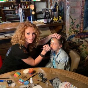 Glittertattoo stand inclusief begeleiding